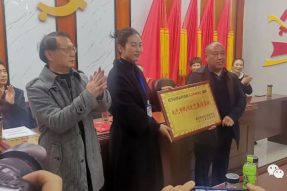 春天來了，百花齊放，百鳥爭鳴，文藝盛會在寺外桃源